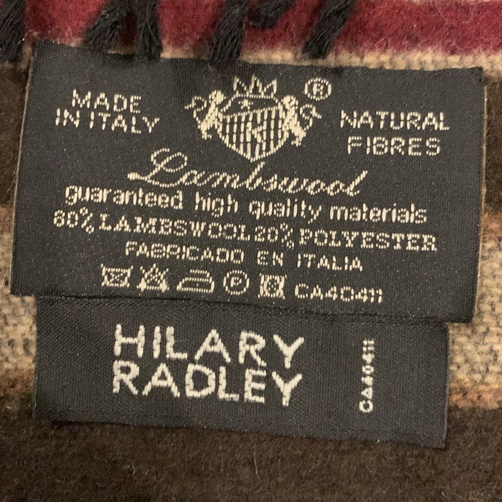 Hilary Radley lambswool scarf - Picture 4 of 4
